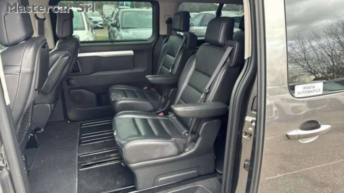 Peugeot Traveller BlueHDi 180 S&S EAT8 Long Business Vip (7)