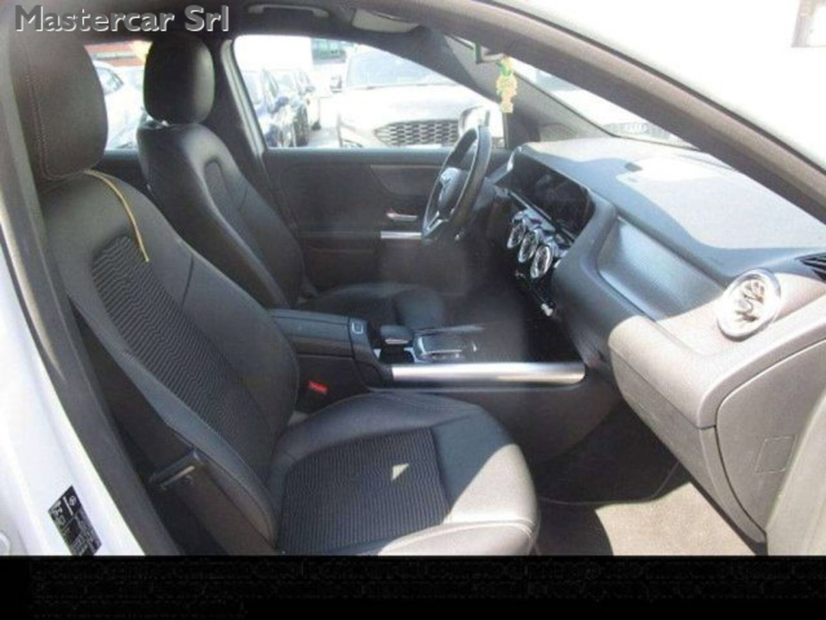 Mercedes-Benz EQA 250 Sport Pro (7)