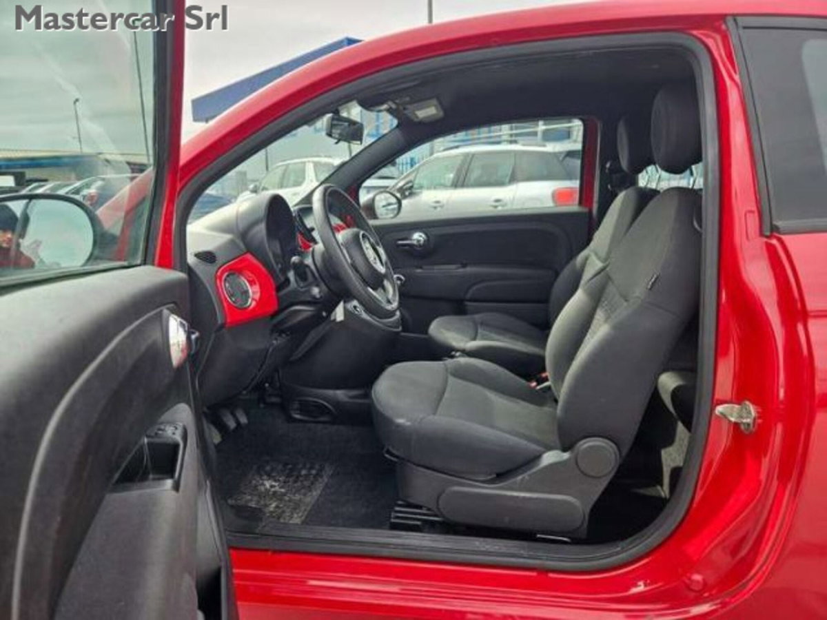 Fiat 500 1.0 Hybrid Red (11)