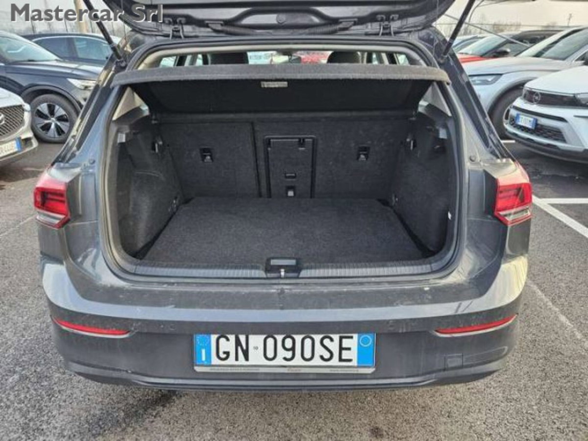 Volkswagen Golf Variant 1.0 eTSI EVO DSG Life (15)