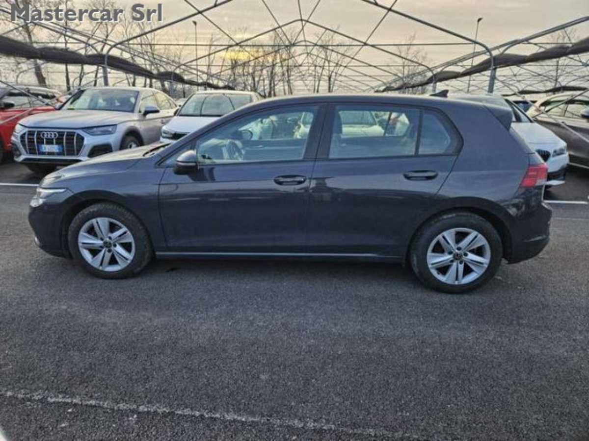 Volkswagen Golf Variant 1.0 eTSI EVO DSG Life (7)