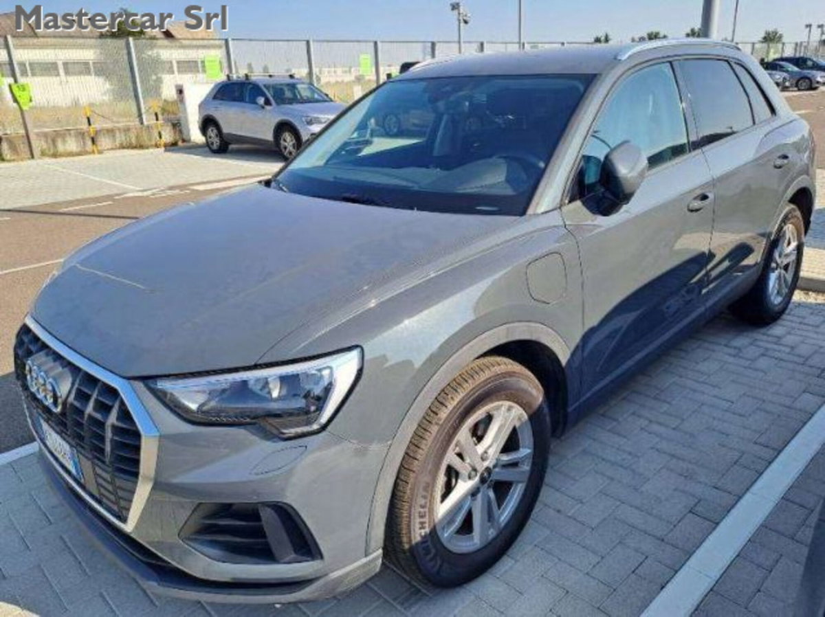 Audi Q3 Sportback Sportback 35 1.5 tfsi s-tronic (2)