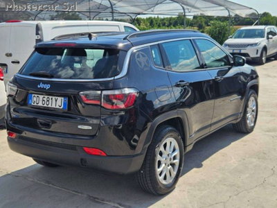 Jeep Compass 1.3 T4 190CV PHEV AT6 4xe Business Plus (8)