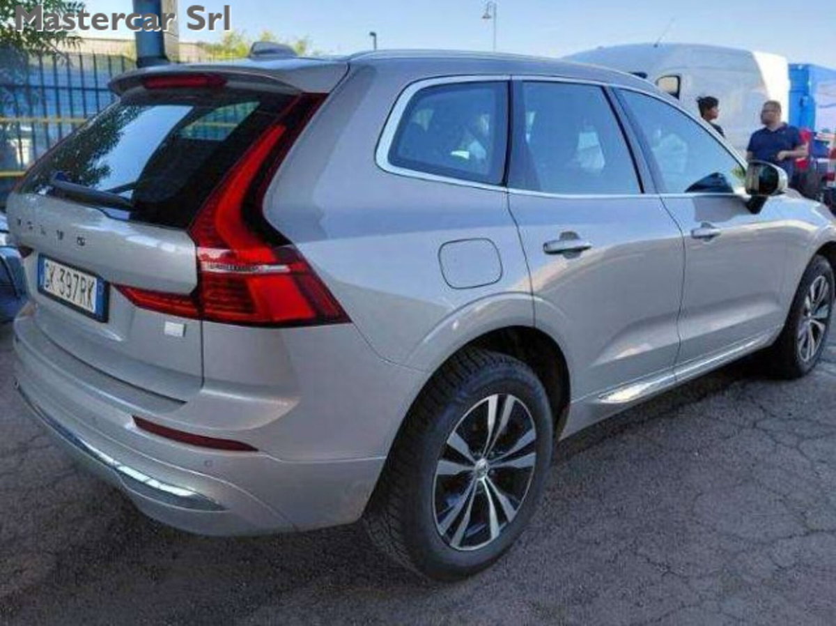 Volvo XC60 T6 Recharge AWD Plug-in Hybrid Inscription Expression (4)