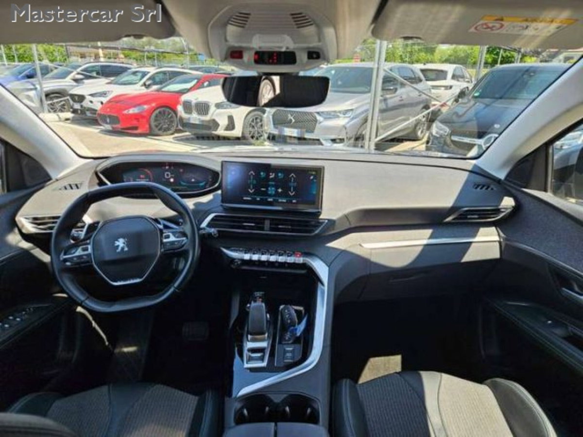 Peugeot 3008 PureTech Turbo 180 S&S EAT8 Allure (12)