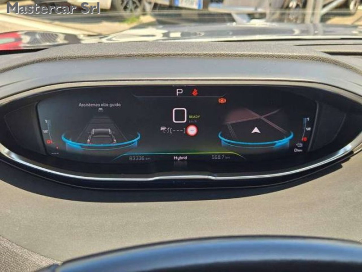 Peugeot 3008 PureTech Turbo 180 S&S EAT8 Allure (13)