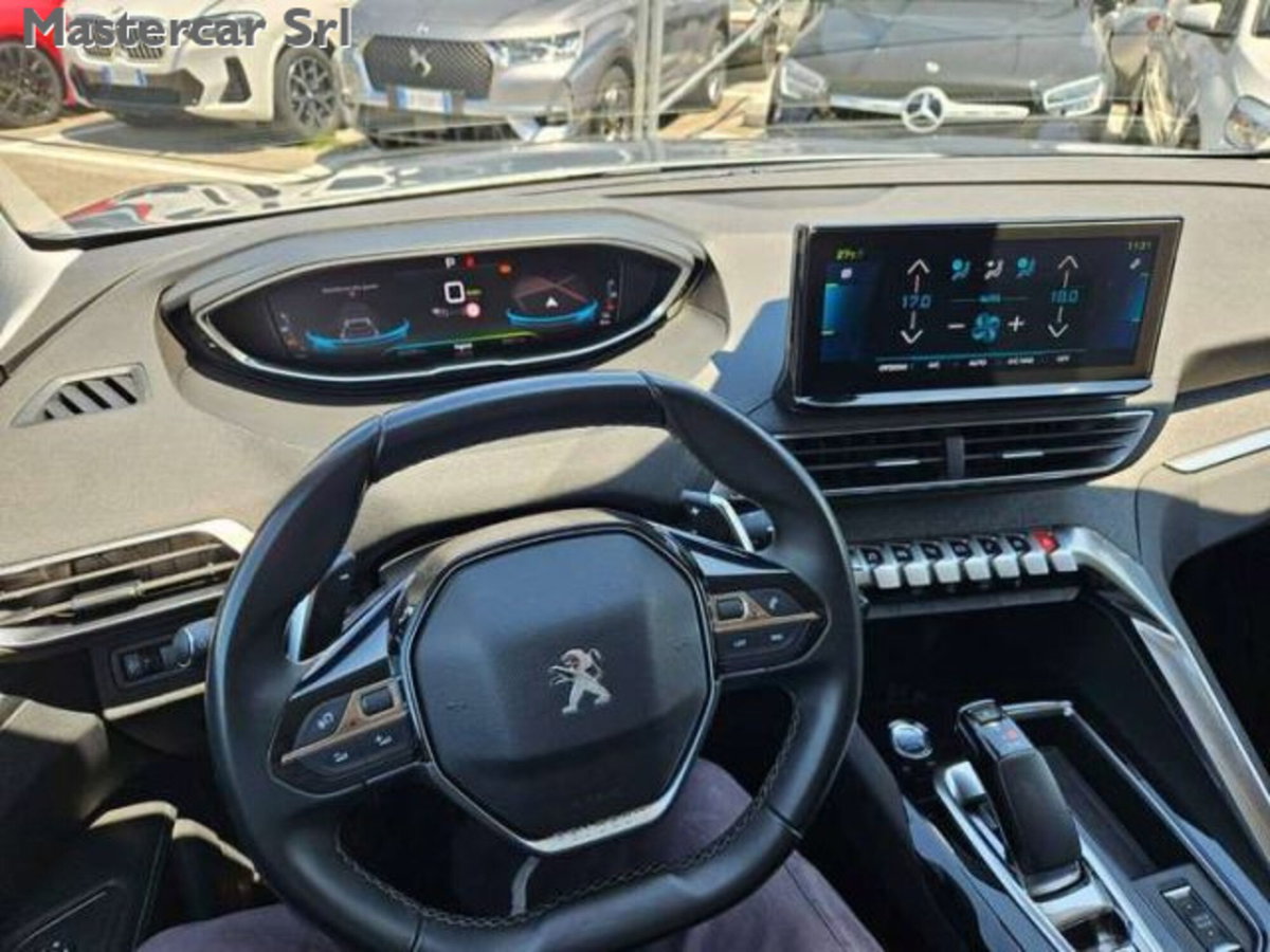 Peugeot 3008 PureTech Turbo 180 S&S EAT8 Allure (14)