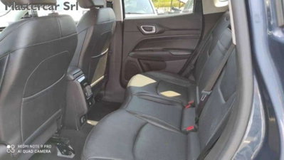 Jeep Compass 1.3 T4 240CV PHEV AT6 4xe S (12)