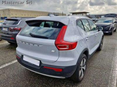 Volvo XC40 T4 Recharge Plug-in Hybrid Inscription (2)