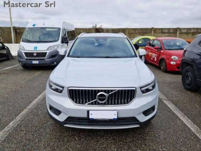 Volvo XC40 T4 Recharge Plug-in Hybrid Inscription (3)