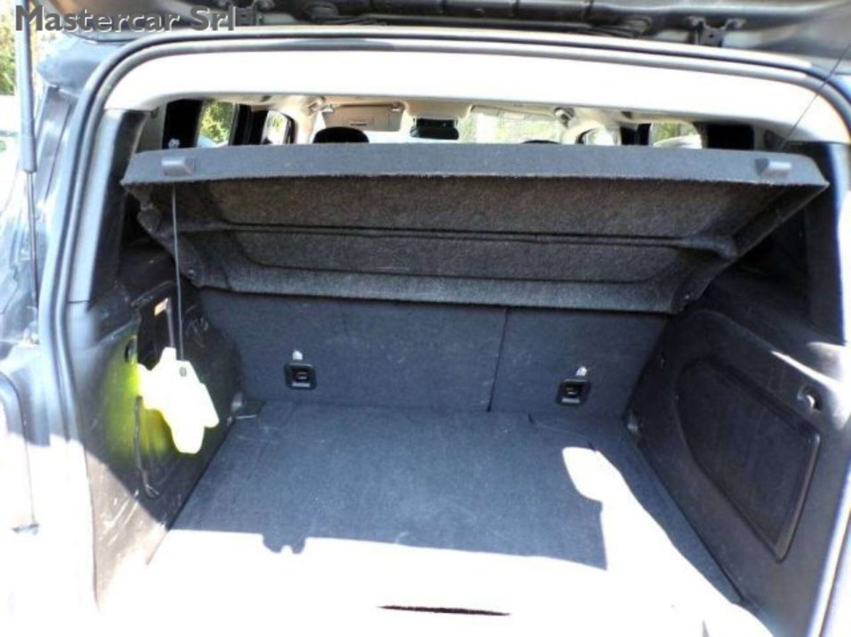Jeep Renegade 1.3 T4 190CV PHEV 4xe AT6 Limited (10)