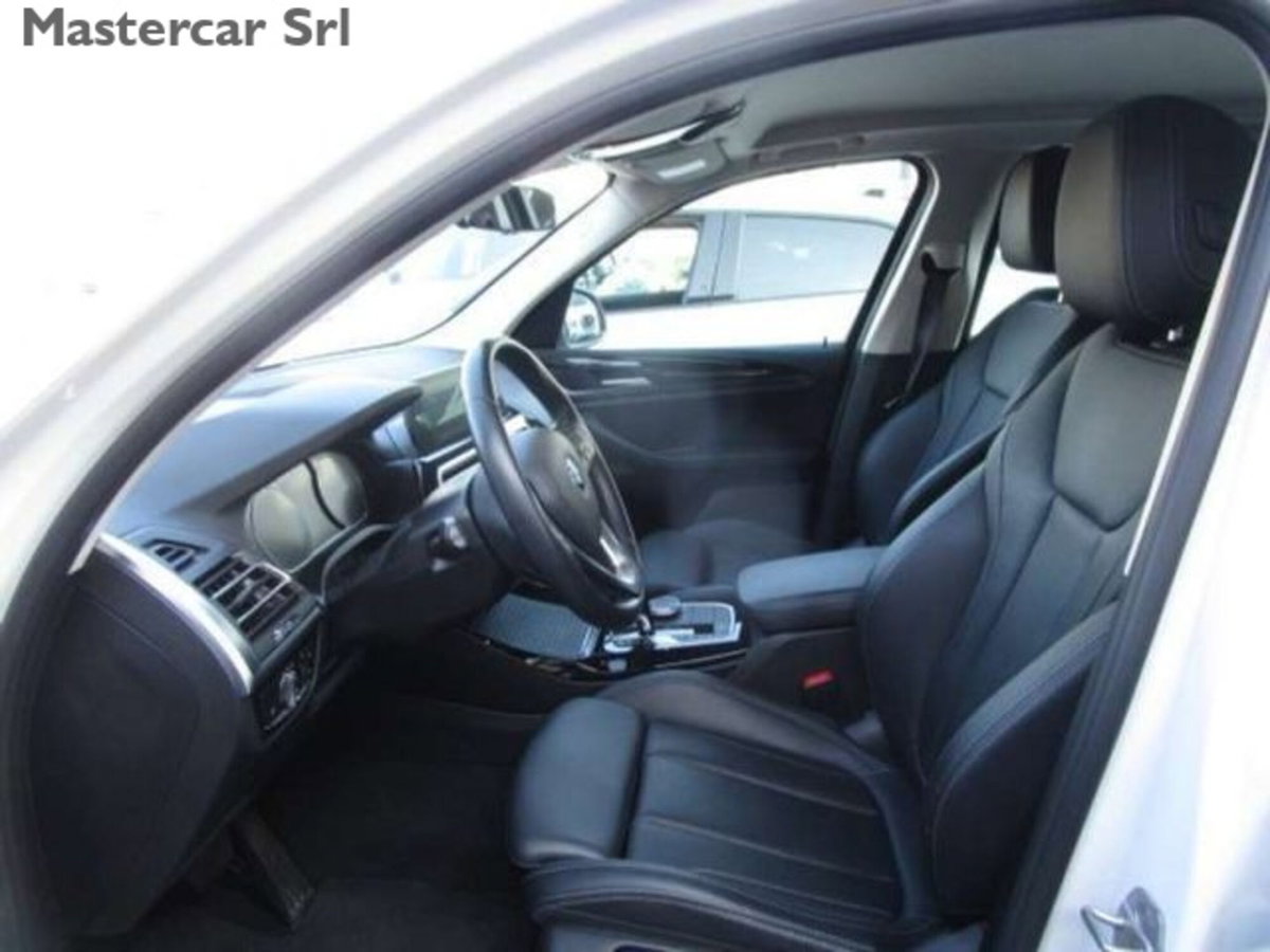 BMW X3 xDrive20d (9)
