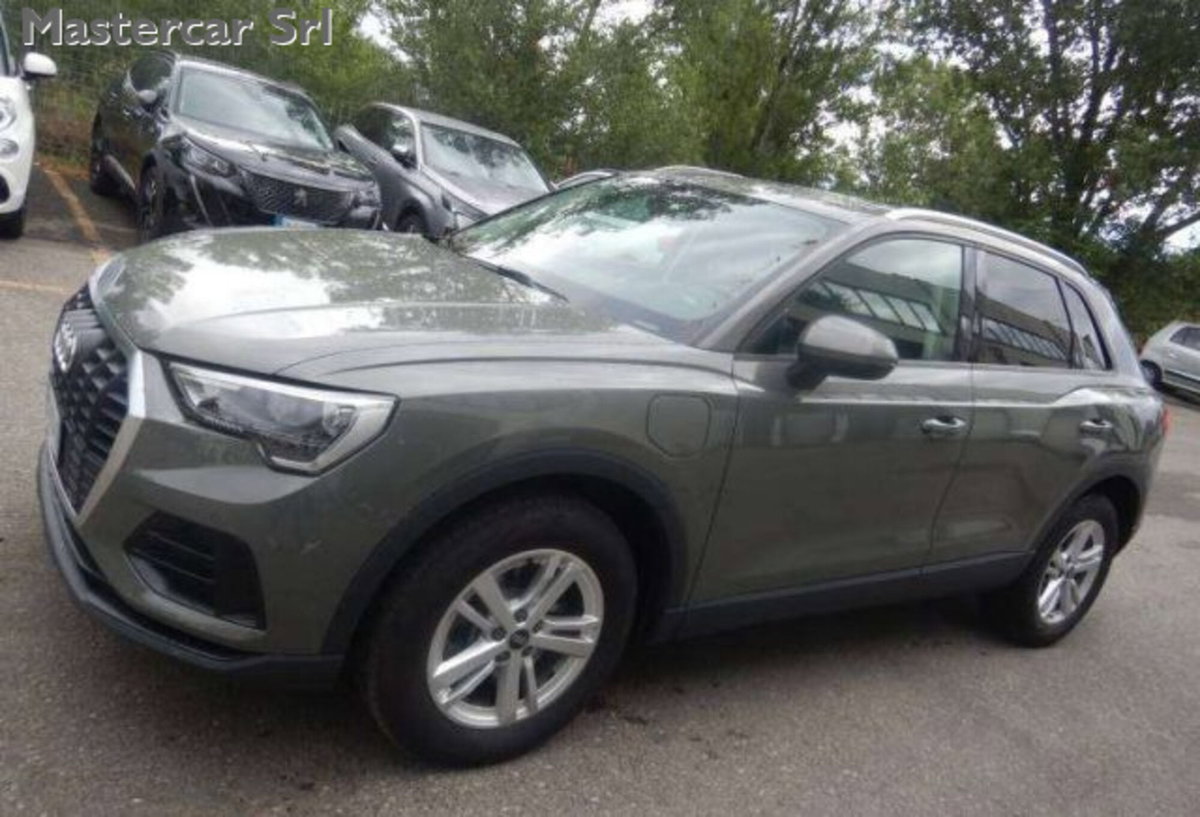 Audi Q3 1.4 TFSI 150 CV Business (3)