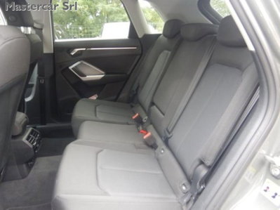 Audi Q3 1.4 TFSI 150 CV Business (9)