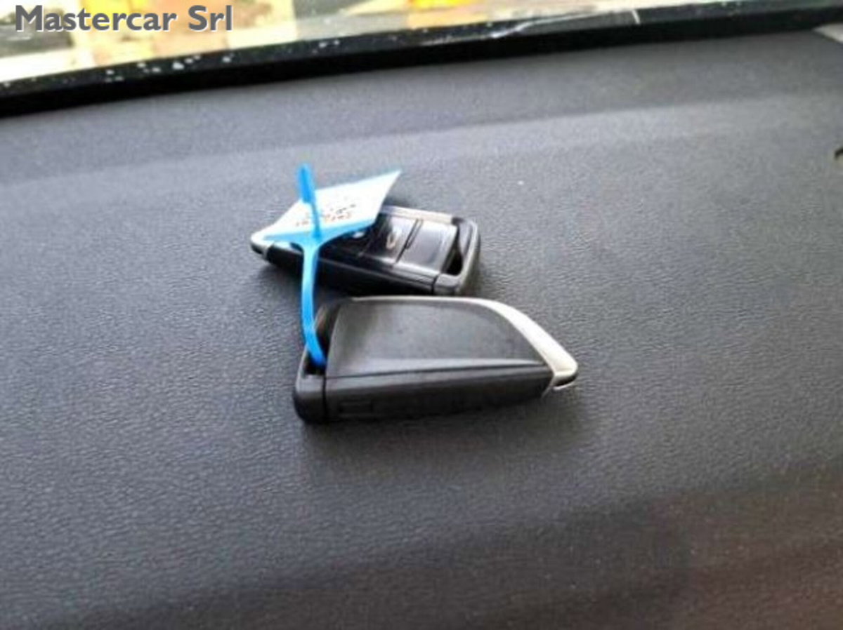 BMW X1 xDrive25e Business Advantage (13)