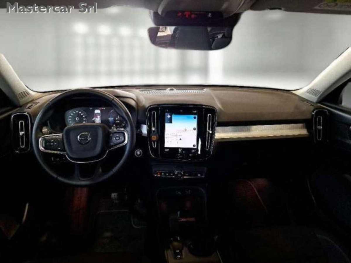 Volvo XC40 T5 Recharge Plug-in Hybrid Inscription Expression (4)