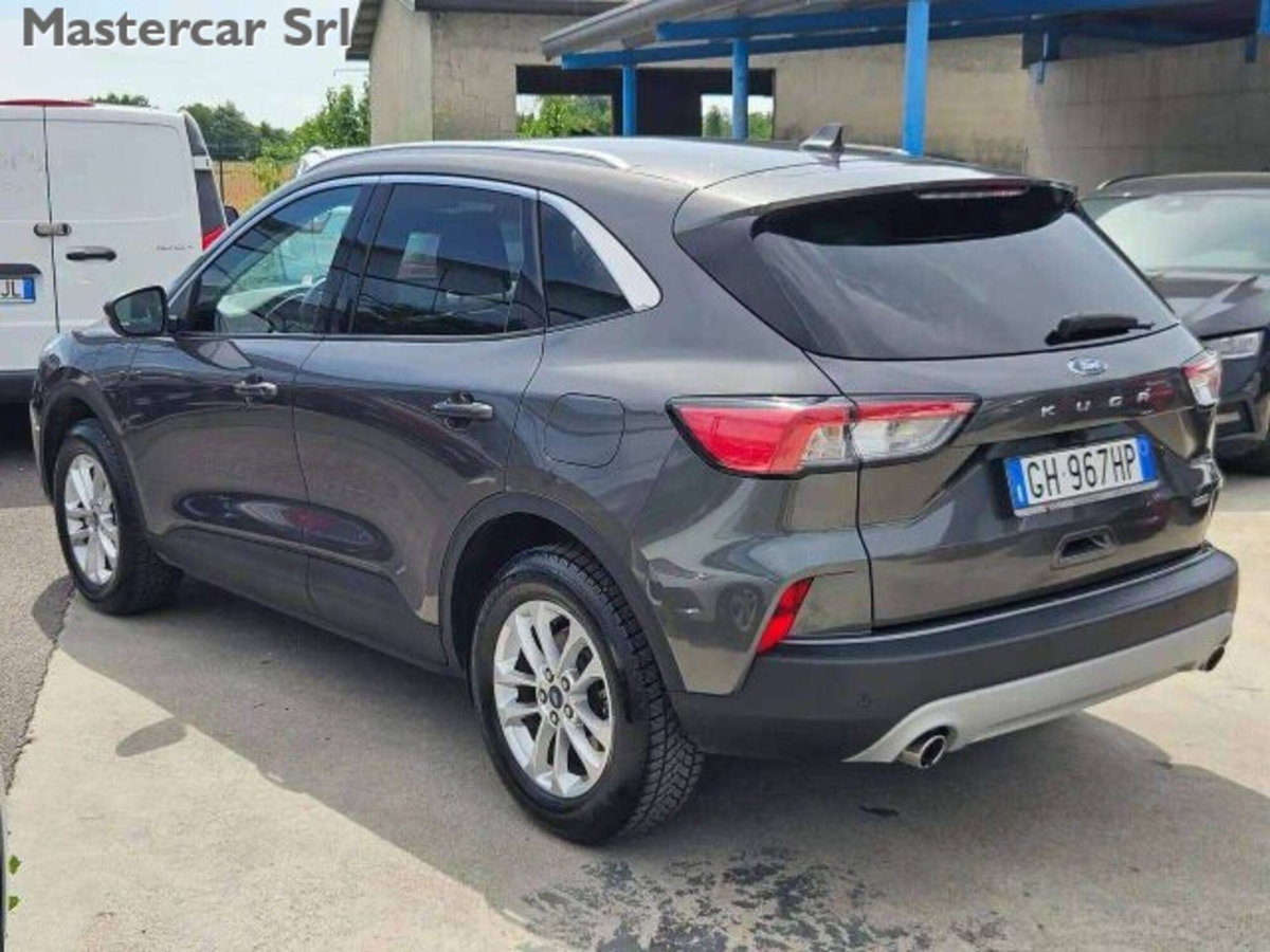 Ford Kuga 2.5 Plug In Hybrid 225 CV CVT 2WD Titanium (4)