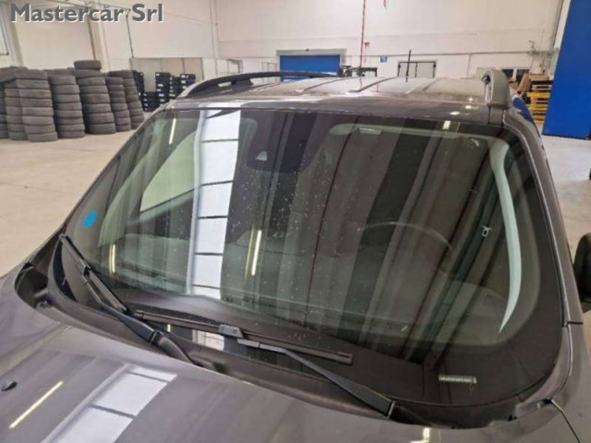 Jeep Renegade 1.3 T4 190CV PHEV 4xe AT6 Business Plus (11)