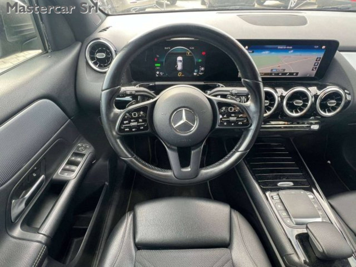 Mercedes-Benz GLA SUV 250 e phev Business Extra auto (14)