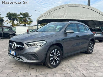 Mercedes-Benz GLA SUV 250 e phev Business Extra auto (2)