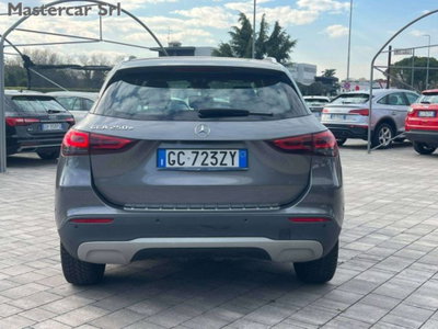 Mercedes-Benz GLA SUV 250 e phev Business Extra auto (6)