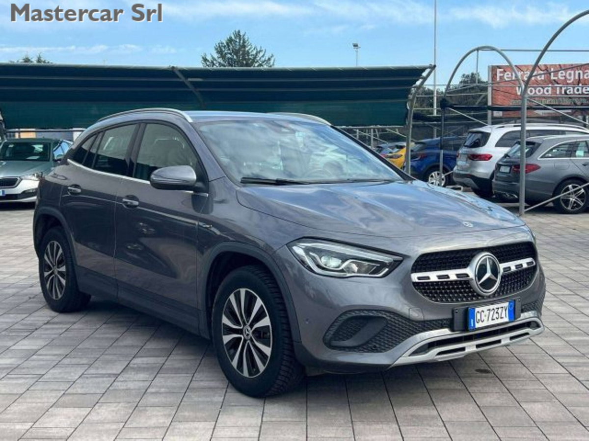 Mercedes-Benz GLA SUV 250 e phev Business Extra auto (9)