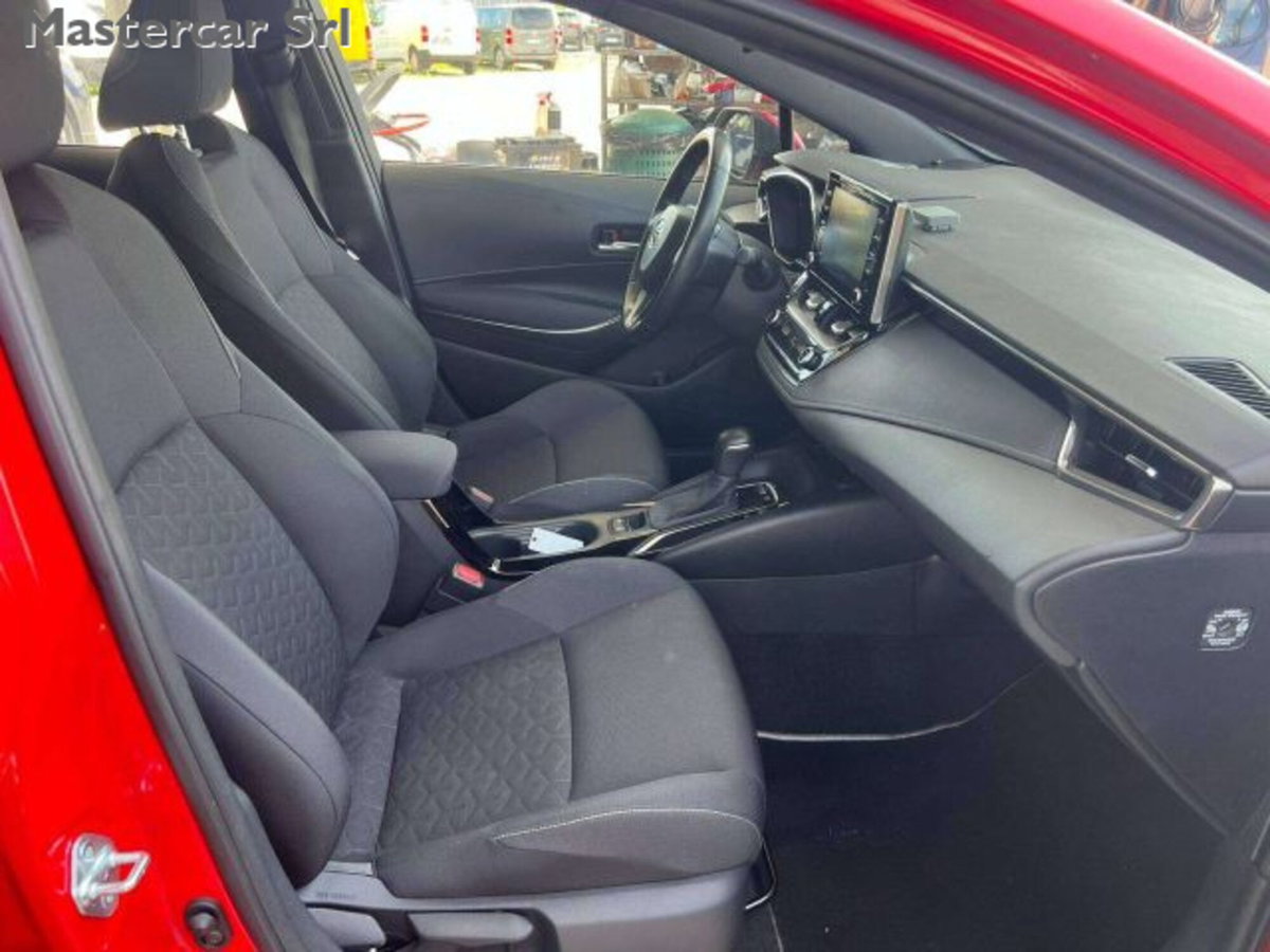 Toyota Corolla Touring Sports 1.8h Active auto (11)