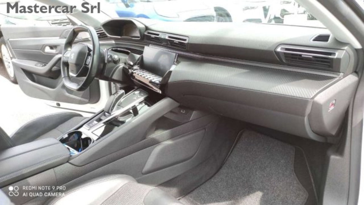 Peugeot 508 SW 1.6 phev Allure 225cv e-eat8 (10)