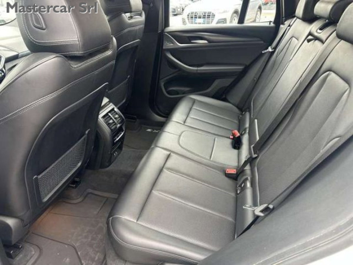 BMW X3 xdrive20d mhev 48V Msport auto (12)