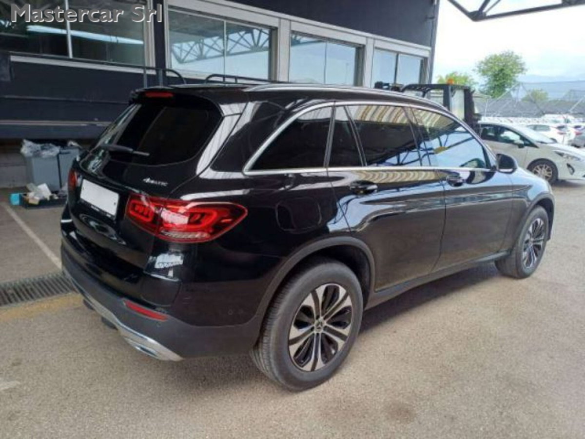 Mercedes-Benz GLC SUV 300 de 4Matic EQ-Power Business (2)