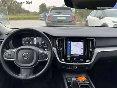 Volvo V60 B4 (d) Geartronic Momentum Business Pro (13)