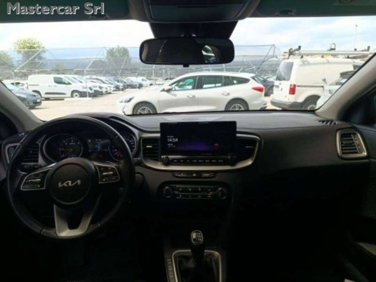 Kia Ceed Sport Wagon 1.6 CRDi 136 CV MHEV SW Business (10)
