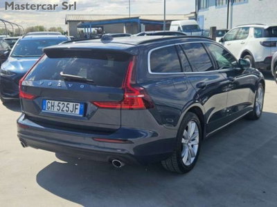 Volvo V60 B4 (d) Geartronic Momentum Business Pro (6)