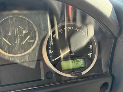 Land Rover Defender 90 2.4 TD4 Station Wagon S (3)