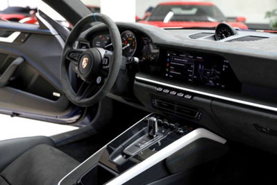 Porsche 911 Cabrio Targa 3.0 4 50Y Porsche Design (12)