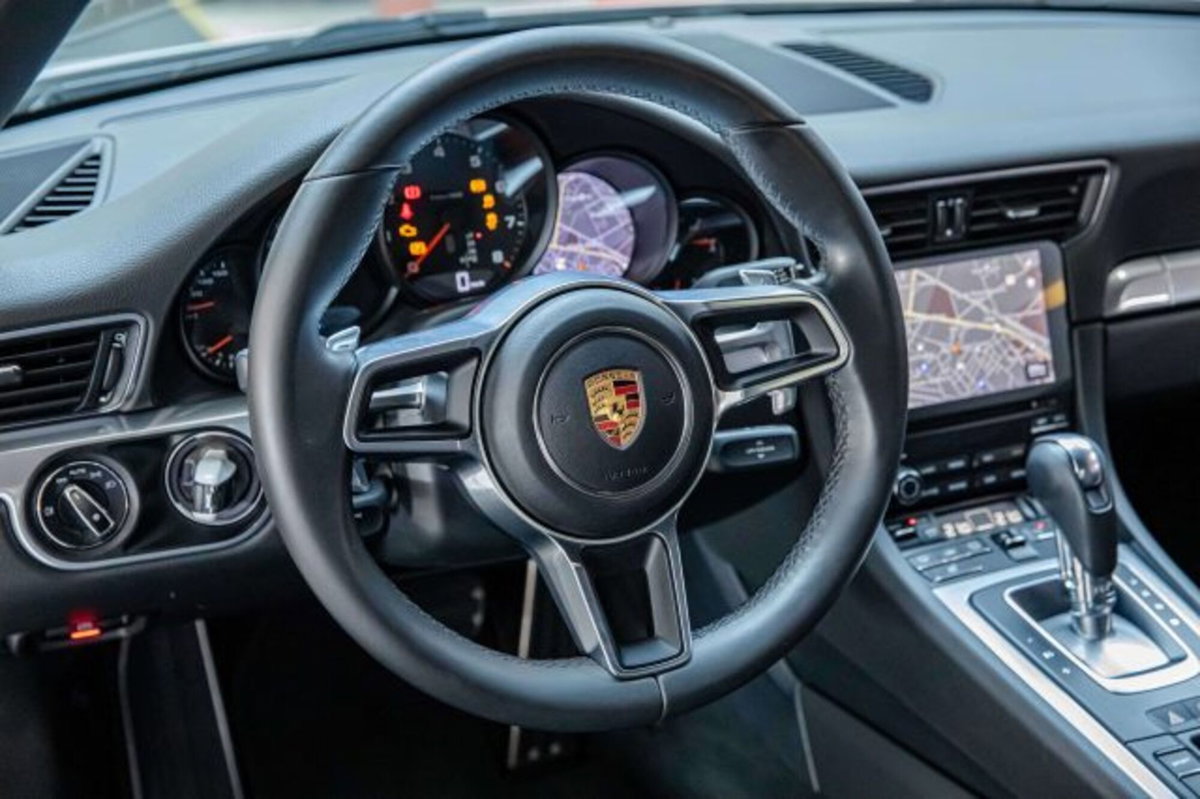 Porsche 911 Coupé 3.0 Carrera (7)