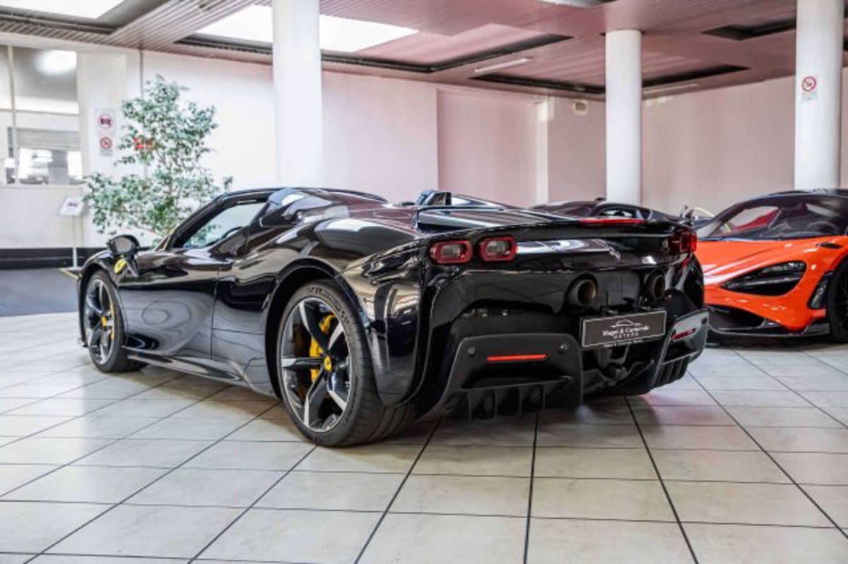 Ferrari SF90 Spider 4.0 F1 (4)