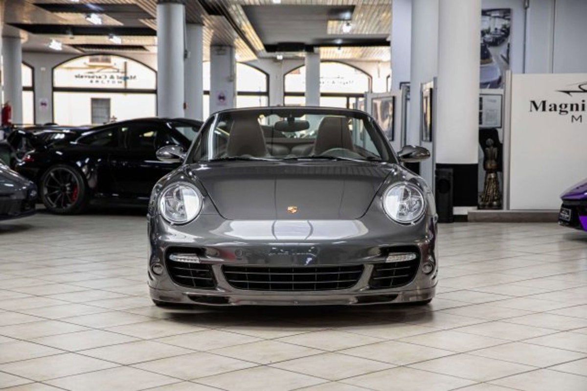 Porsche 911 Cabrio Turbo (2)