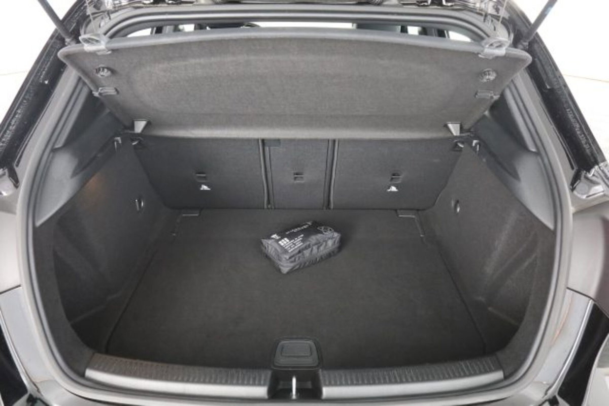 Mercedes-Benz Classe A 180 d Automatic Business (6)