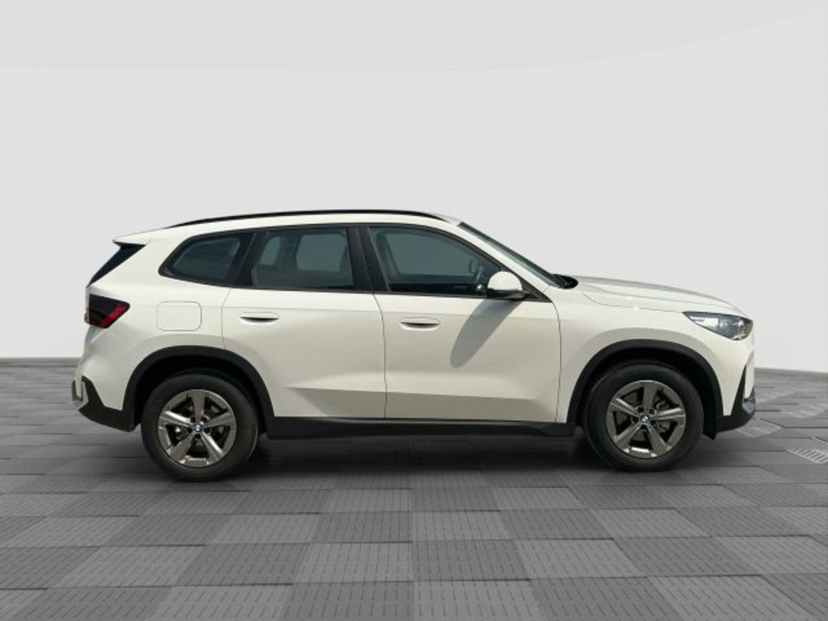 BMW X1 sDrive 18d Edition Essence (6)