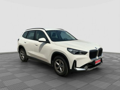 BMW X1 sDrive 18d Edition Essence (7)