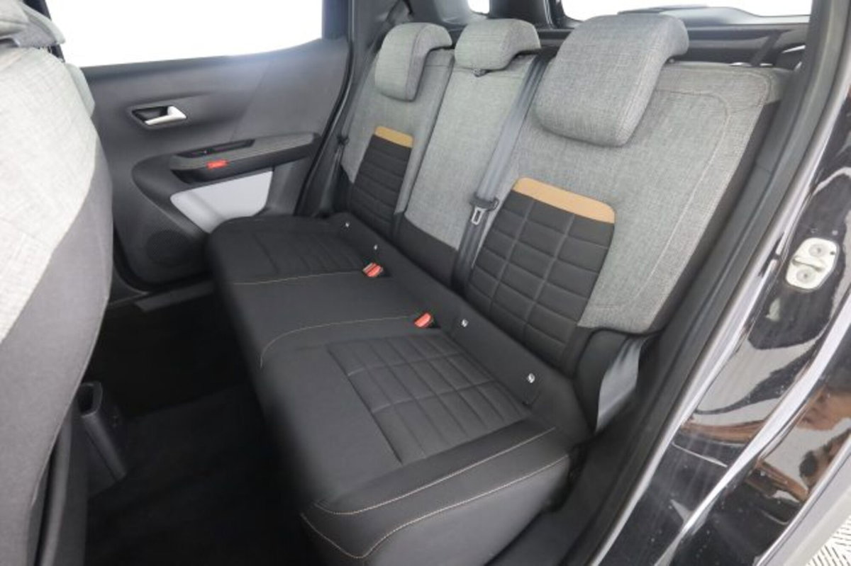 Citroen C3 Aircross 1.2 puretech turbo Plus 100cv (11)