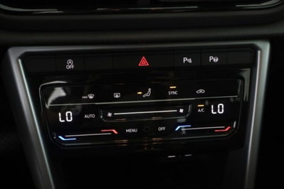 Volkswagen T-Roc 1.5 tsi Life dsg (13)