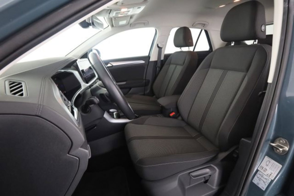 Volkswagen T-Roc 1.5 tsi Life dsg (2)