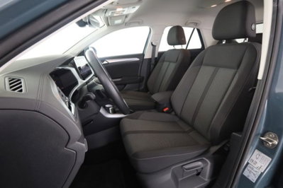 Volkswagen T-Roc 1.5 tsi Life dsg (2)