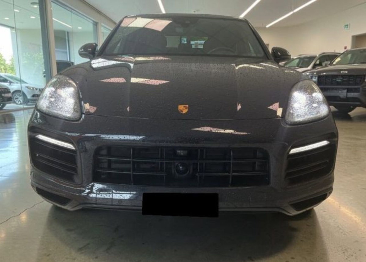 Porsche Cayenne Coupé 3.0 V6 Platinum Edition (2)
