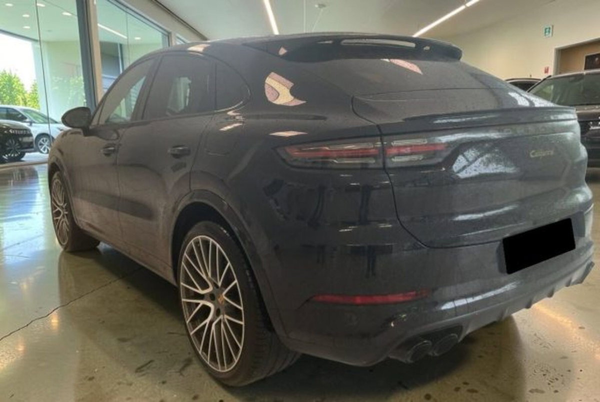 Porsche Cayenne Coupé 3.0 V6 Platinum Edition (4)