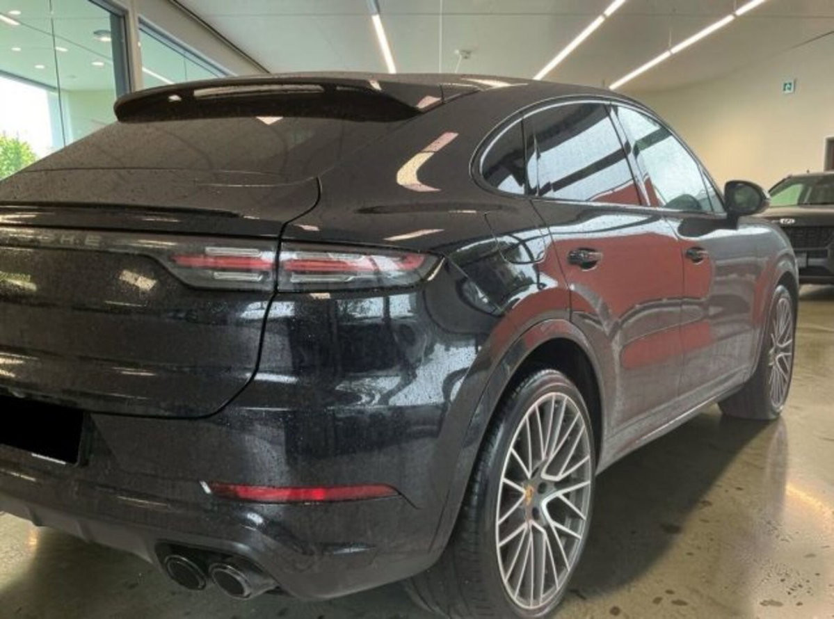 Porsche Cayenne Coupé 3.0 V6 Platinum Edition (6)