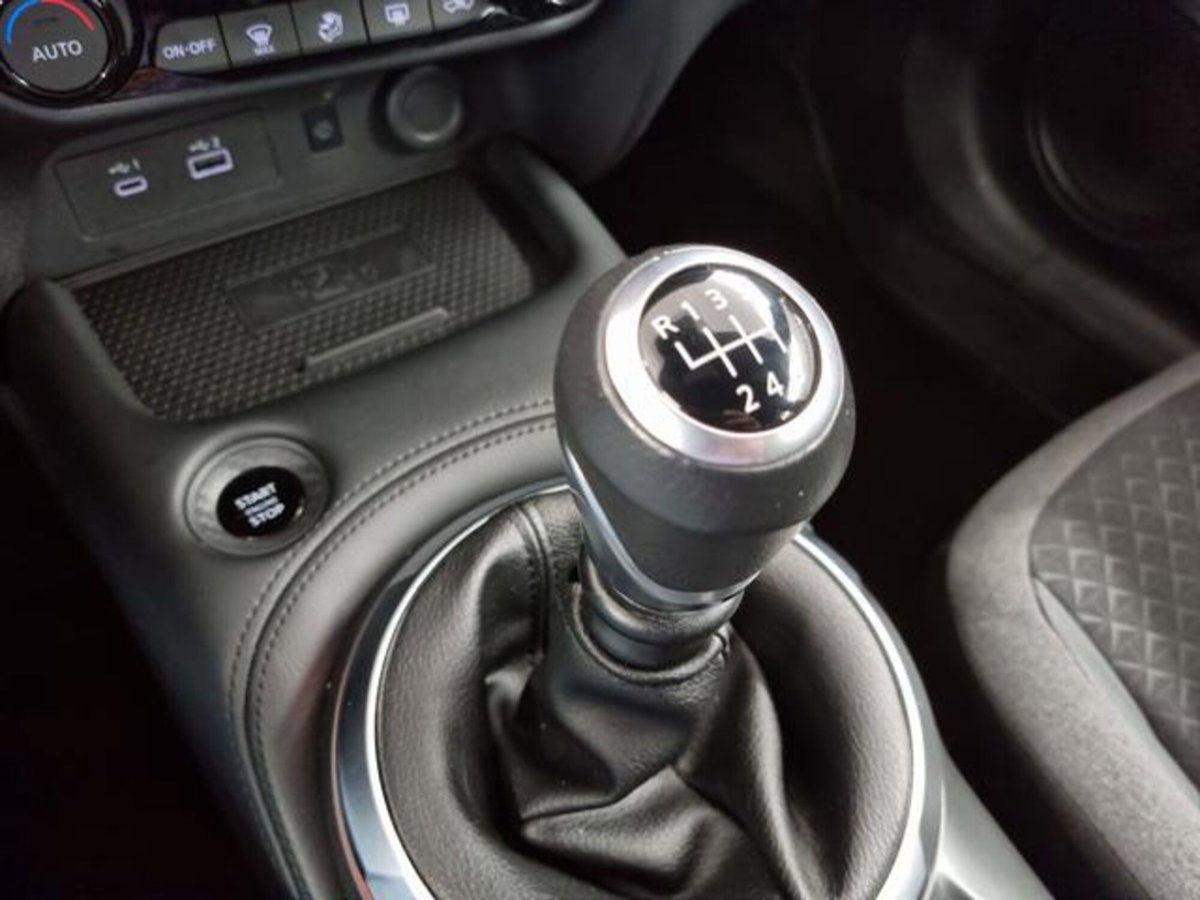 Nissan Juke 1.0 dig-t N-Connecta 114cv (12)