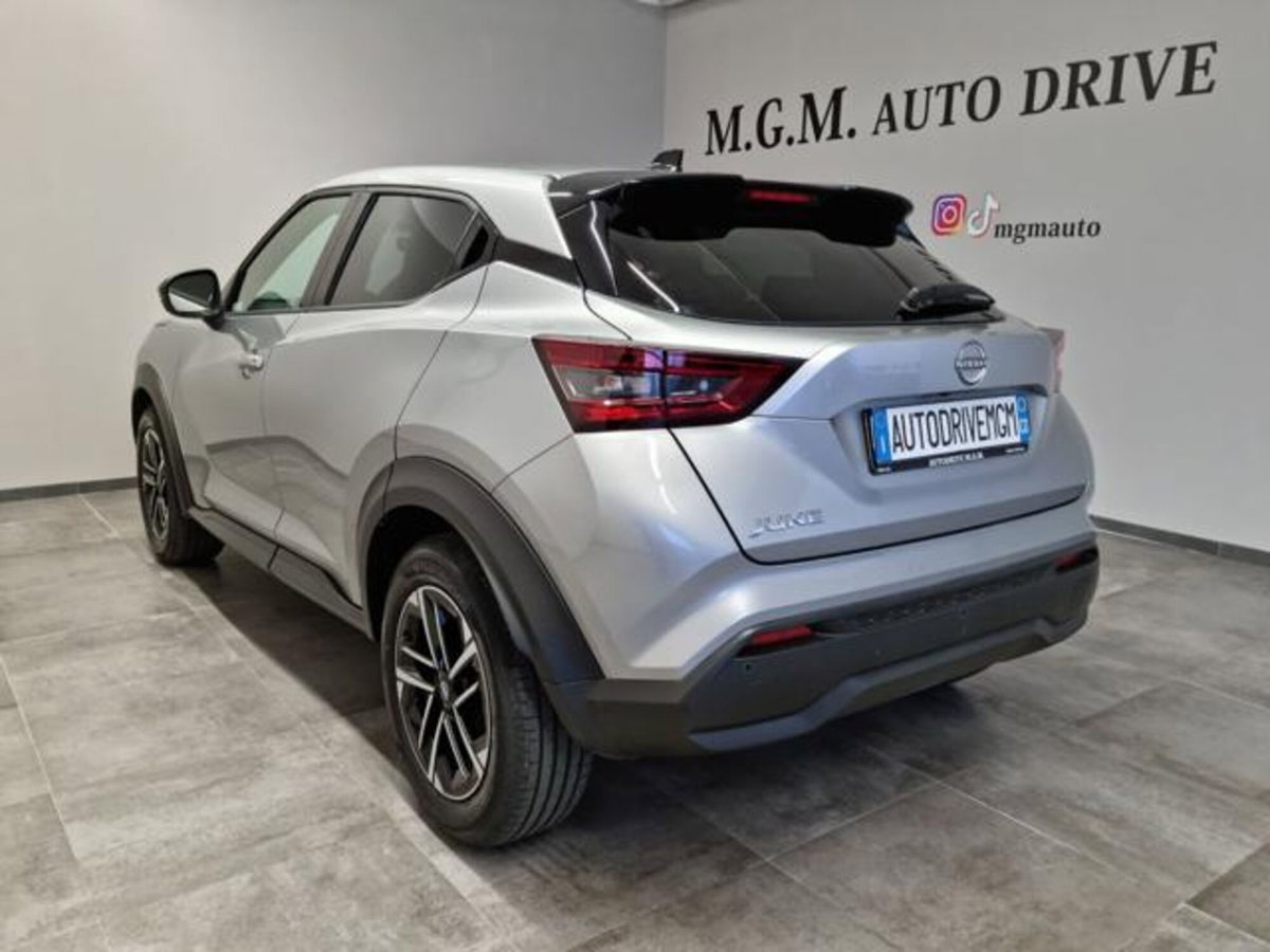 Nissan Juke 1.0 dig-t N-Connecta 114cv (16)